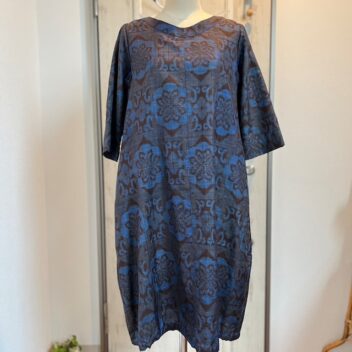 【セミオーダー】バルーンシルエットがキュート！裾しぼりワンピース